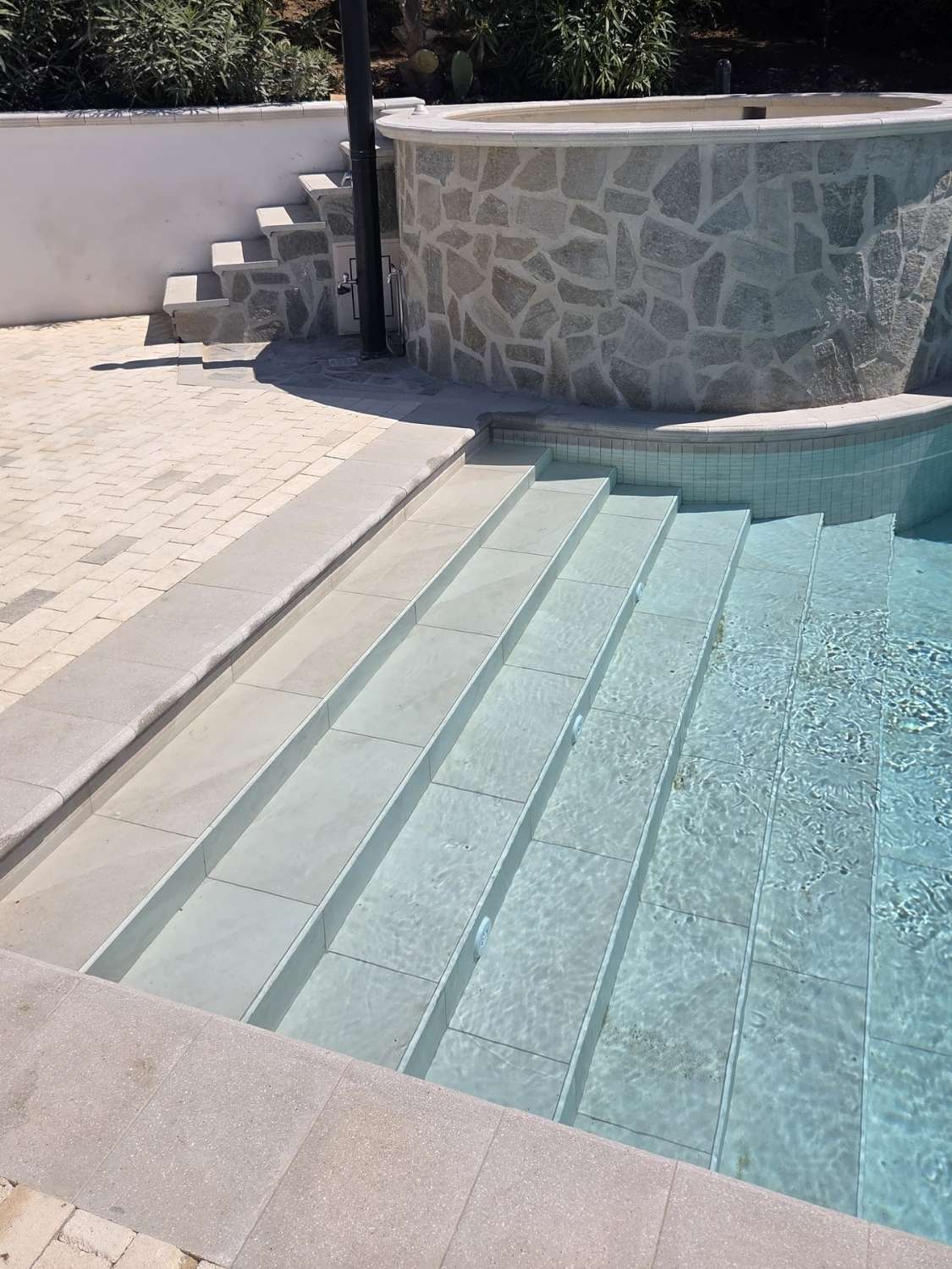 baiadelsole_pool